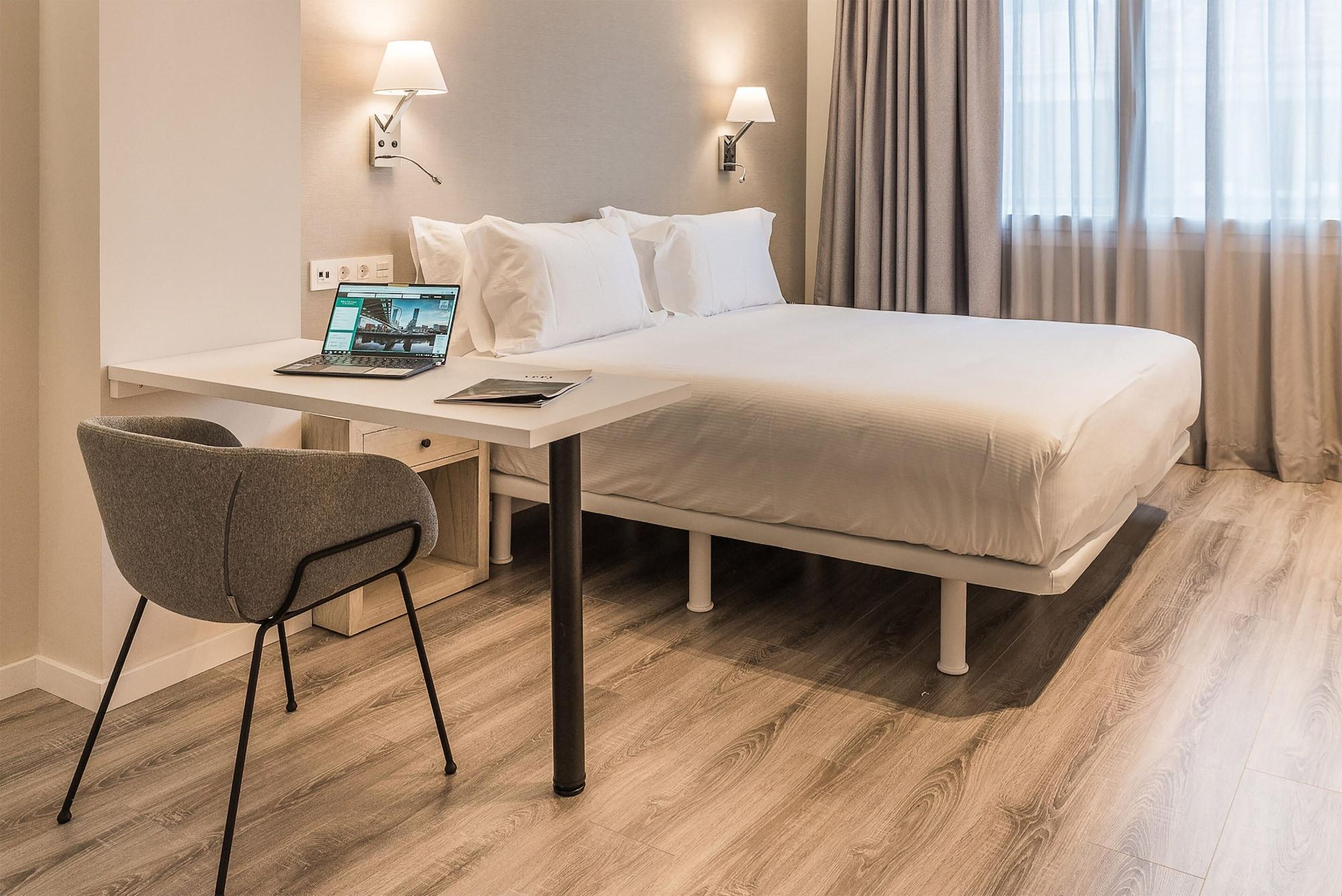 Bilbao City Center By Abba Suites Esterno foto