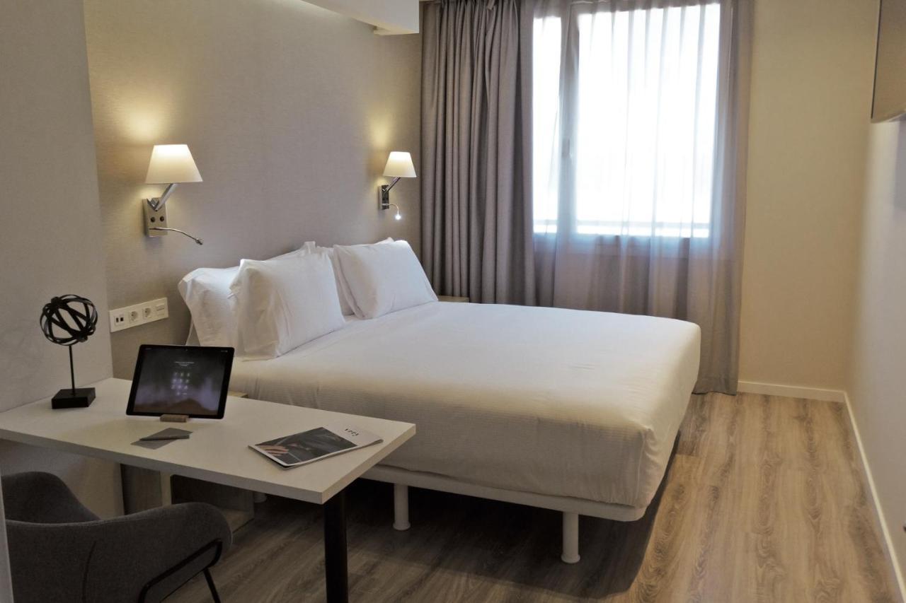 Bilbao City Center By Abba Suites Esterno foto