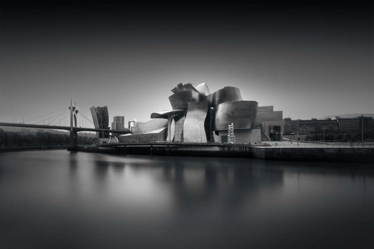 Bilbao City Center By Abba Suites Esterno foto